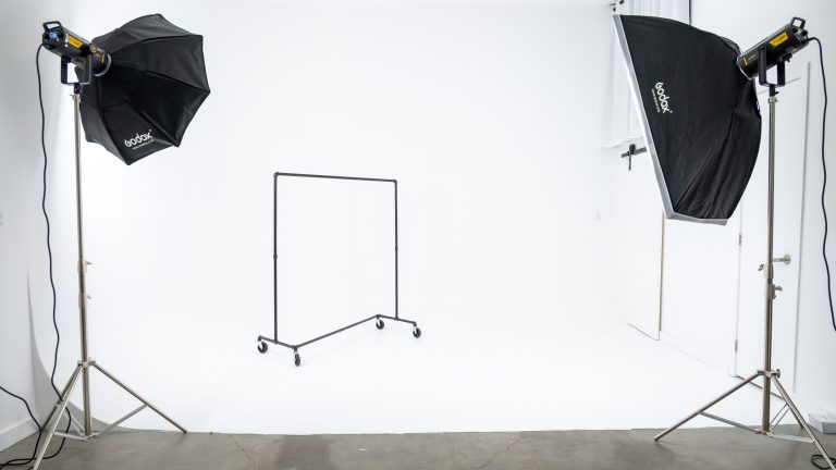 Le studio photo et son cyclorama blanc
